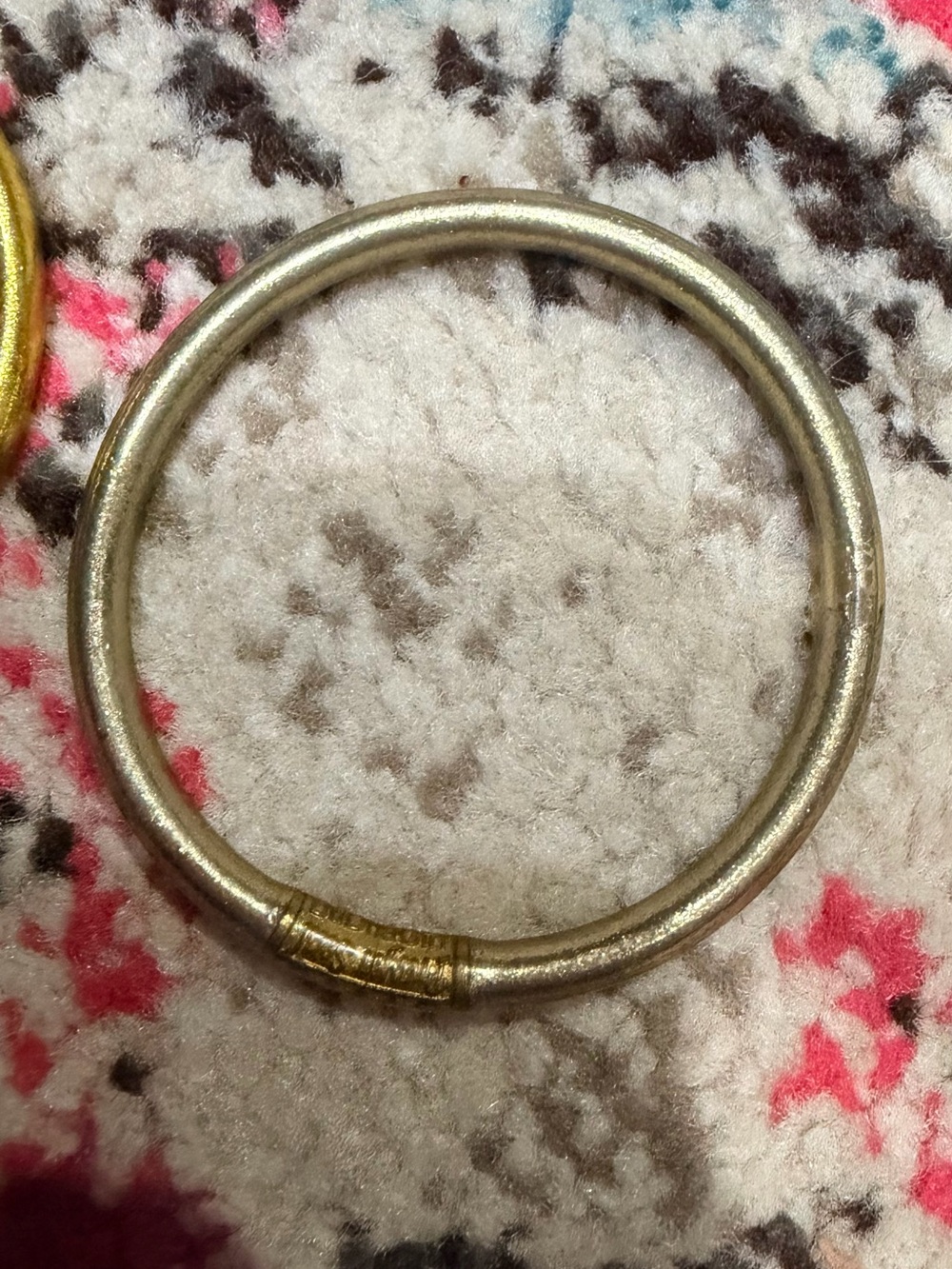 1 Etoille Gold-Tone Round Bangle Bracelet